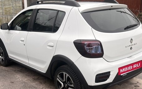 Renault Sandero II рестайлинг, 2019 год, 1 200 000 рублей, 8 фотография