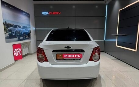 Chevrolet Aveo III, 2013 год, 595 000 рублей, 6 фотография