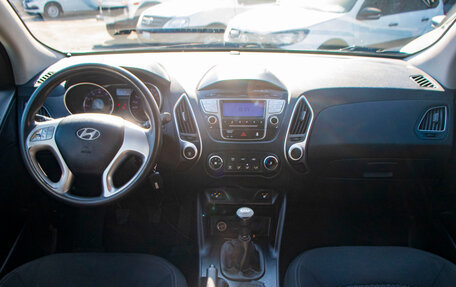 Hyundai ix35 I рестайлинг, 2013 год, 1 129 000 рублей, 11 фотография