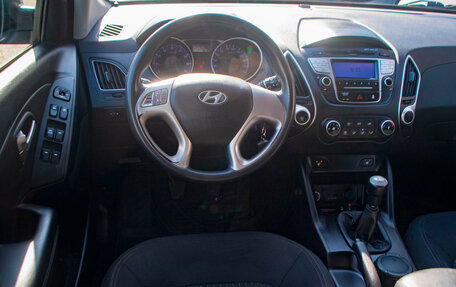 Hyundai ix35 I рестайлинг, 2013 год, 1 129 000 рублей, 10 фотография