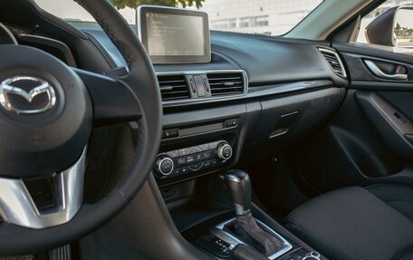 Mazda 3, 2017 год, 1 195 000 рублей, 14 фотография