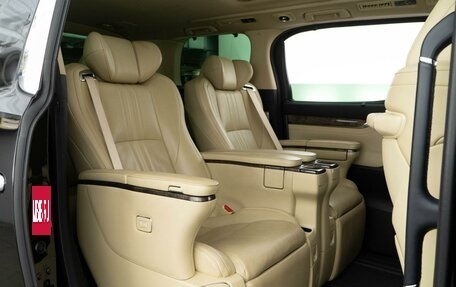 Toyota Alphard III, 2021 год, 6 197 077 рублей, 7 фотография