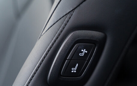 Toyota Highlander, 2026 год, 6 090 000 рублей, 32 фотография