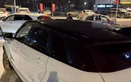 Land Rover Range Rover Evoque I, 2017 год, 2 300 000 рублей, 9 фотография