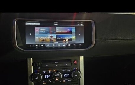 Land Rover Range Rover Evoque I, 2017 год, 2 300 000 рублей, 13 фотография