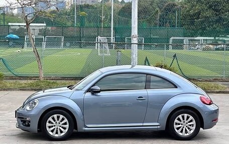 Volkswagen Beetle, 2018 год, 1 760 000 рублей, 3 фотография