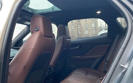 Jaguar F-Pace, 2017 год, 2 700 000 рублей, 5 фотография