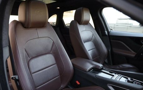 Jaguar F-Pace, 2017 год, 2 700 000 рублей, 7 фотография