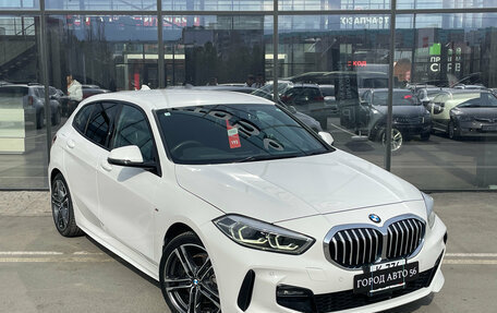 BMW 1 серия, 2020 год, 1 969 000 рублей, 3 фотография