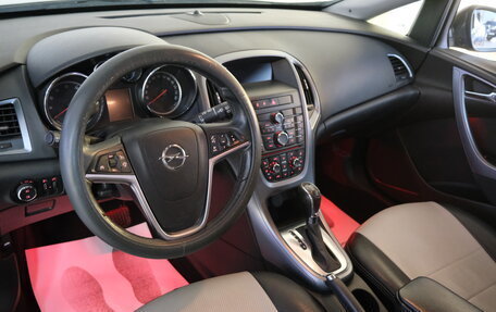 Opel Astra J, 2013 год, 999 000 рублей, 11 фотография