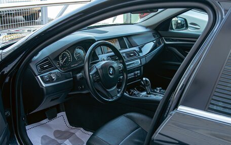 BMW 5 серия, 2016 год, 1 495 000 рублей, 13 фотография