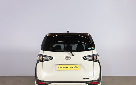 Toyota Sienta II, 2020 год, 1 899 000 рублей, 6 фотография