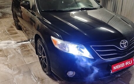 Toyota Camry, 2010 год, 1 100 000 рублей, 1 фотография