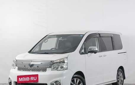 Toyota Voxy II, 2013 год, 2 079 000 рублей, 3 фотография