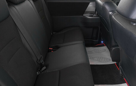 Toyota Voxy II, 2013 год, 2 079 000 рублей, 10 фотография