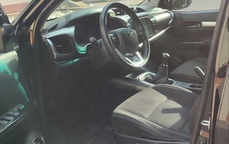 Toyota Hilux VIII, 2020 год, 3 950 000 рублей, 5 фотография