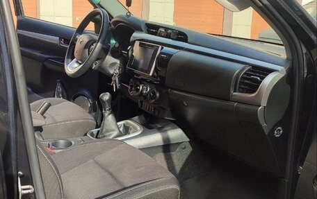 Toyota Hilux VIII, 2020 год, 3 950 000 рублей, 14 фотография