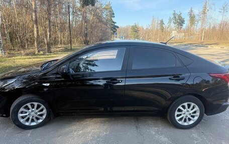 Hyundai Solaris II рестайлинг, 2021 год, 1 550 000 рублей, 3 фотография