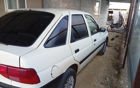 Ford Escort V, 1998 год, 120 000 рублей, 4 фотография