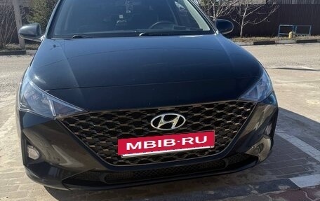 Hyundai Solaris II рестайлинг, 2021 год, 1 550 000 рублей, 8 фотография