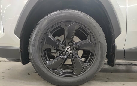 Toyota RAV4, 2021 год, 3 590 000 рублей, 17 фотография