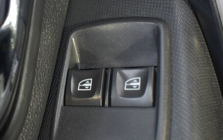 Renault Logan II, 2014 год, 719 000 рублей, 13 фотография