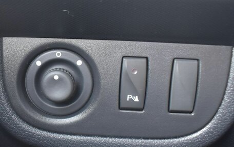 Renault Logan II, 2014 год, 719 000 рублей, 14 фотография