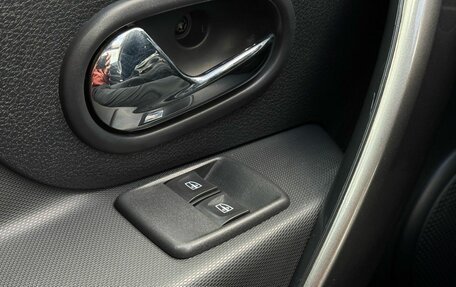 Renault Logan II, 2016 год, 920 000 рублей, 24 фотография