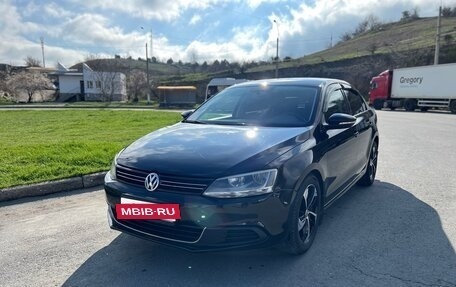 Volkswagen Jetta VI, 2014 год, 820 000 рублей, 2 фотография