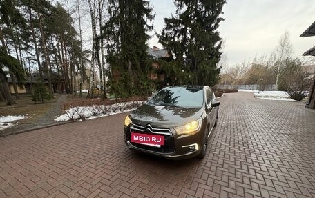 Citroen DS4, 2015 год, 1 050 000 рублей, 2 фотография