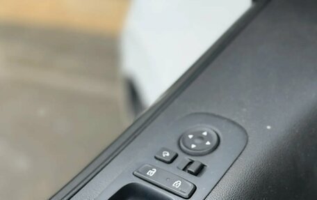 Hyundai Staria, 2021 год, 4 600 000 рублей, 8 фотография