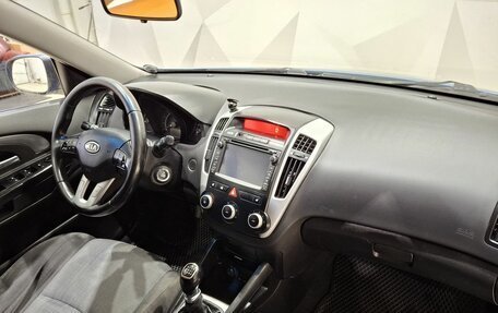 KIA cee'd I рестайлинг, 2011 год, 620 000 рублей, 12 фотография