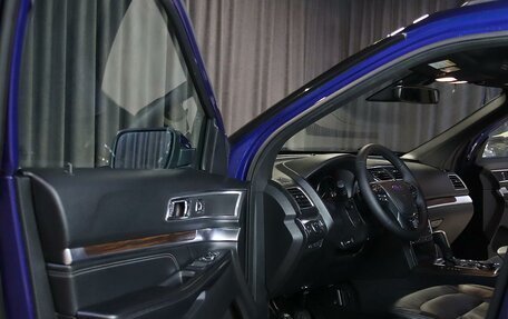 Ford Explorer VI, 2017 год, 2 199 000 рублей, 9 фотография