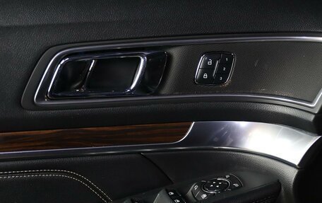 Ford Explorer VI, 2017 год, 2 199 000 рублей, 12 фотография