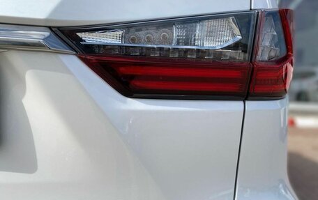 Lexus RX IV рестайлинг, 2016 год, 4 350 000 рублей, 8 фотография