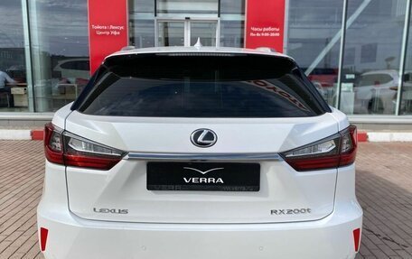 Lexus RX IV рестайлинг, 2016 год, 4 350 000 рублей, 5 фотография