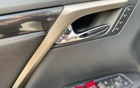 Lexus RX IV рестайлинг, 2016 год, 4 350 000 рублей, 15 фотография