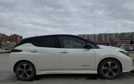 Nissan Leaf II, 2017 год, 1 490 000 рублей, 7 фотография