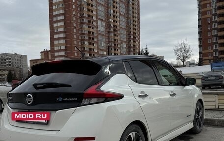 Nissan Leaf II, 2017 год, 1 490 000 рублей, 5 фотография