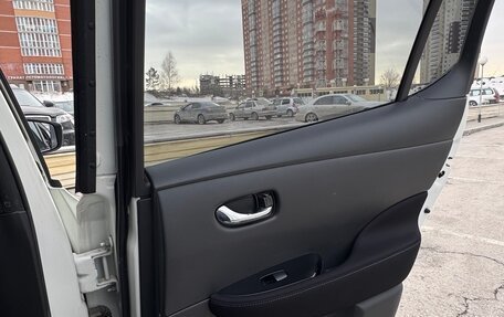 Nissan Leaf II, 2017 год, 1 490 000 рублей, 15 фотография