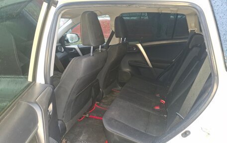 Toyota RAV4, 2014 год, 2 200 000 рублей, 2 фотография