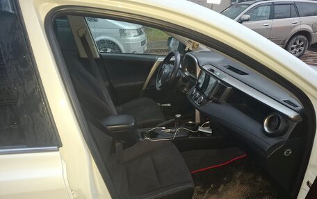 Toyota RAV4, 2014 год, 2 200 000 рублей, 3 фотография