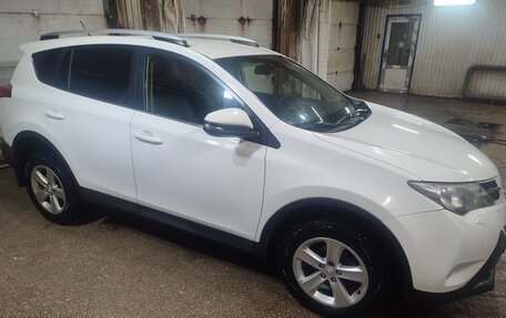 Toyota RAV4, 2014 год, 1 850 000 рублей, 5 фотография