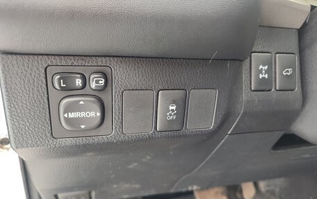 Toyota RAV4, 2014 год, 1 850 000 рублей, 19 фотография