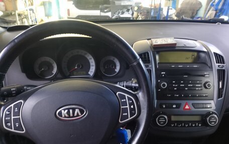 KIA cee'd I рестайлинг, 2009 год, 650 000 рублей, 12 фотография