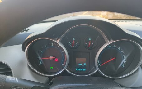 Chevrolet Cruze II, 2012 год, 680 000 рублей, 10 фотография