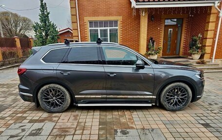 Volkswagen Touareg III, 2020 год, 5 350 000 рублей, 7 фотография