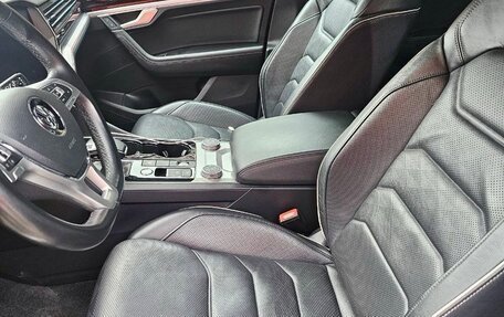 Volkswagen Touareg III, 2020 год, 5 350 000 рублей, 11 фотография