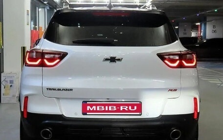 Chevrolet TrailBlazer, 2023 год, 1 810 013 рублей, 3 фотография