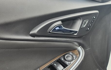 Chevrolet Malibu IX, 2022 год, 1 350 013 рублей, 8 фотография